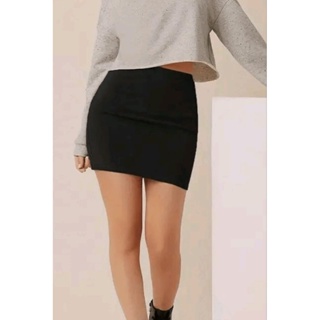 SAIA BÁSICA EM SUPLEX MODINHA TUBINHO CURTA COR: PRETO em Oferta na Shopee