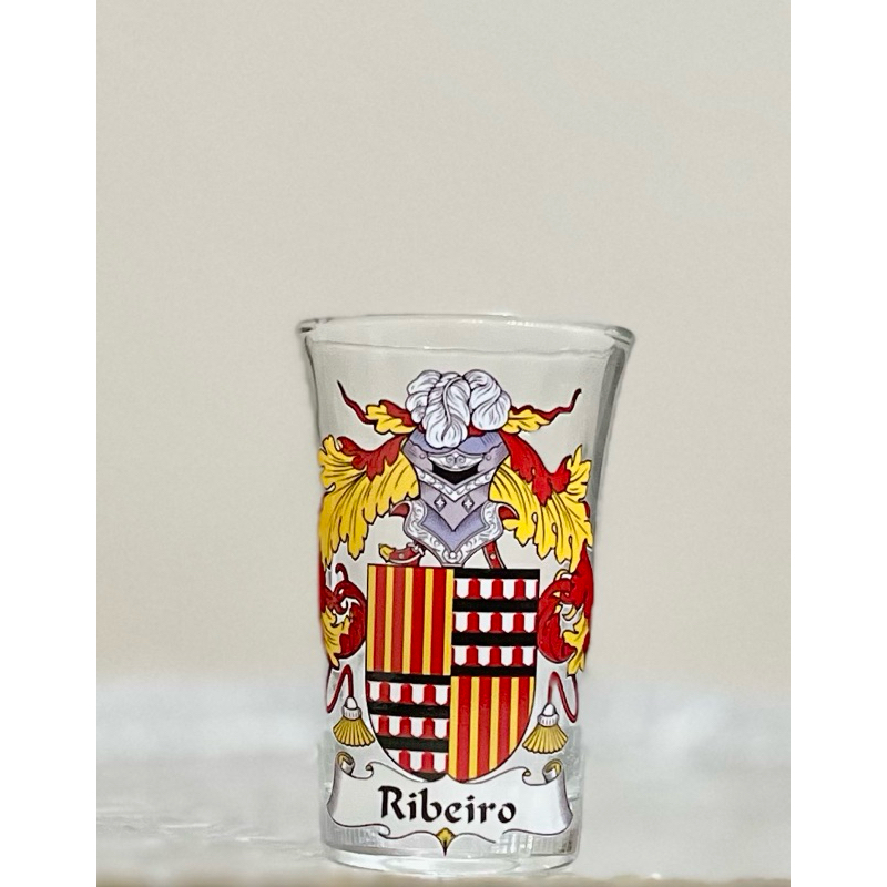 RIBEIRO - COPINHO DE CACHAÇA/TEQUILA PERSONALIZADO COM BRASÃO DE FAMÍLIA