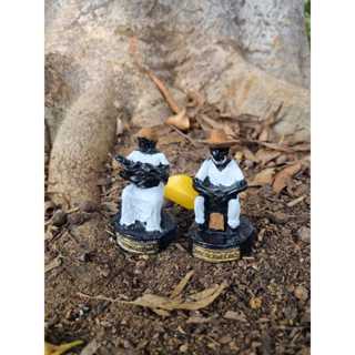 Casal de Preto Velho em Resina Tamanho P em Oferta na Shopee