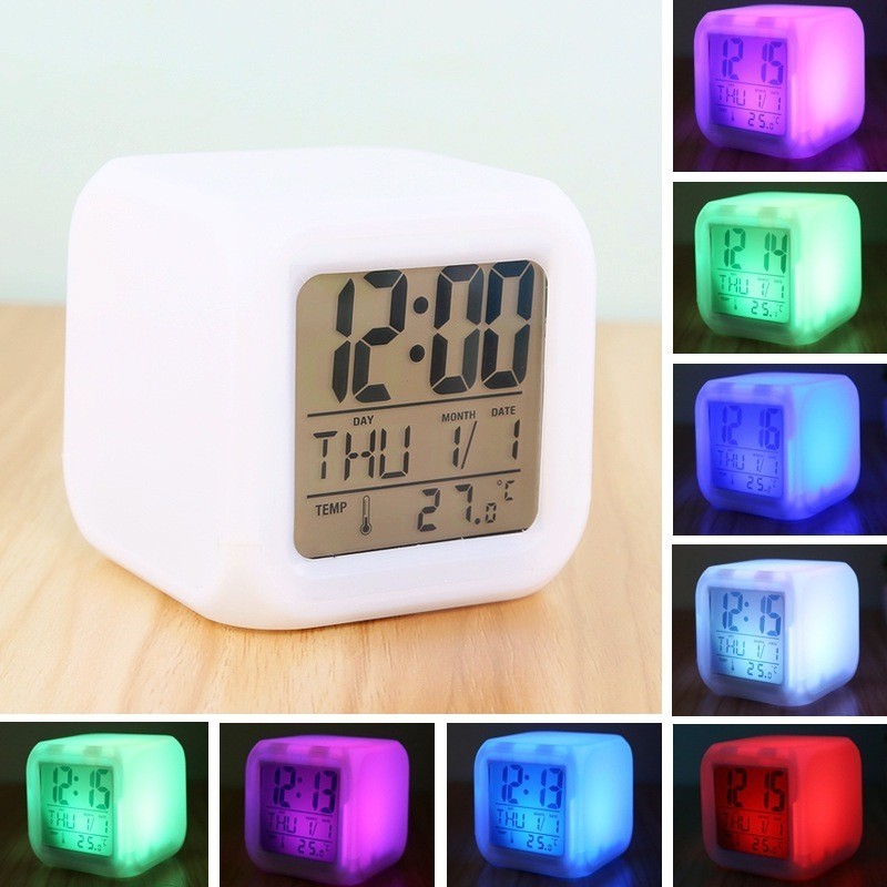 Relógio Digital Colorido 8x8x8 RGB Alarme Despertador Medidor De Tenperatura Para Decora E Iluminar