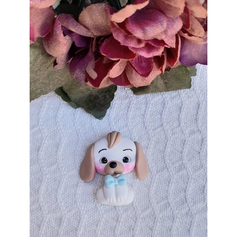 Apliques casal de cachorrinhos  em biscuit brancos. REF:A026 em Oferta na Shopee