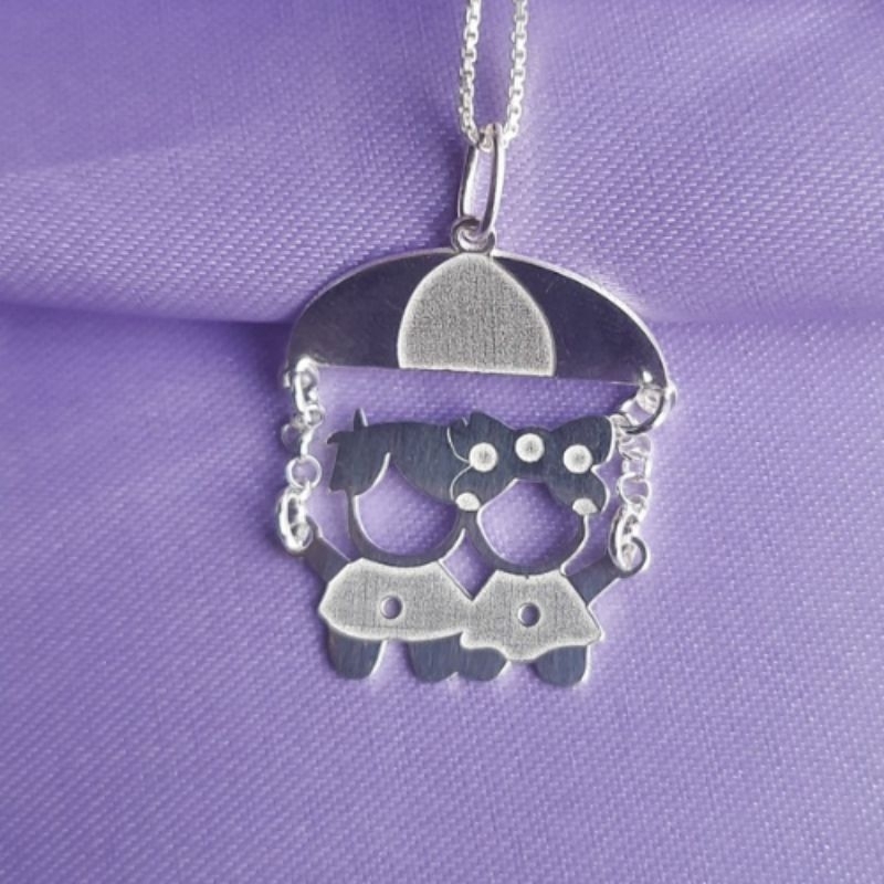 Colar/Corrente/Gargantilha com Pingente Casal Filhos em Prata 925 Legítima Crianças penduradas em Balão Articulável.
