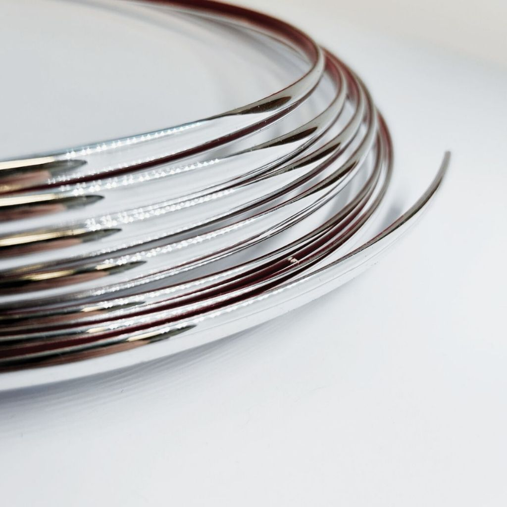 Aplique Friso Universal Autocolante Cromado 7mm para Grades e Para choque em Oferta na Shopee