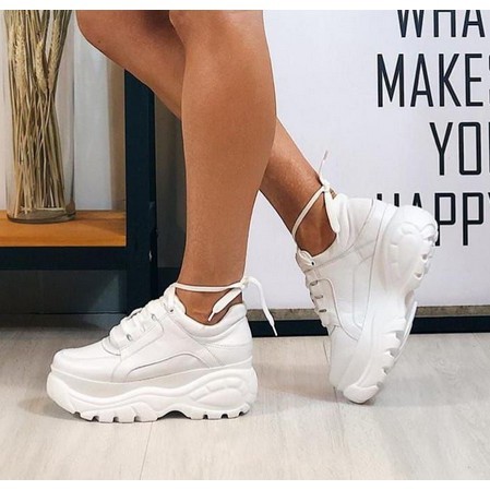 Tênis Feminino Casual Plataforma Tratorado Todo Branco Blogueira Envio Rapido Moda Oferta Imperdível — R$ 59,99 em Shopee
