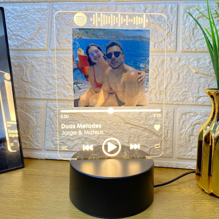 Porta Retrato Luminária Dia dos Namorados Spotify Personalizada Casal Presente LED Branco Quente em Oferta na Shopee