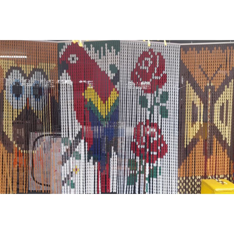 O que é Cortina de Plástico para Porta da Cozinha? Guia e Onde Comprar | BuscaProdutos