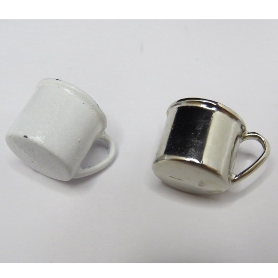 Pingente Mini Caneca de Preto Velho - 1x1,4 cm