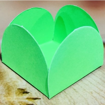 50~350 Forminhas Verde Limão Para Doces 4 Pétalas GRANDE 4X4X2.7 ( 55.7 ) Nc Toys G em Oferta na Shopee