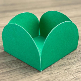 50~350 Forminhas Verde Bandeira  Para Doces 4 Pétalas GRANDE 4X4X2.7 ( 55.8 ) Nc Toys G em Oferta na Shopee