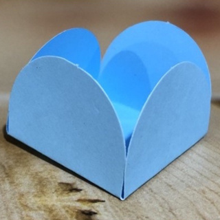 50~450 Forminhas Azul Claro Para Doces 4 Pétalas MÉDIA 3,3X3,3X2,2  10.6 (Nc Toys Simples) em Oferta na Shopee