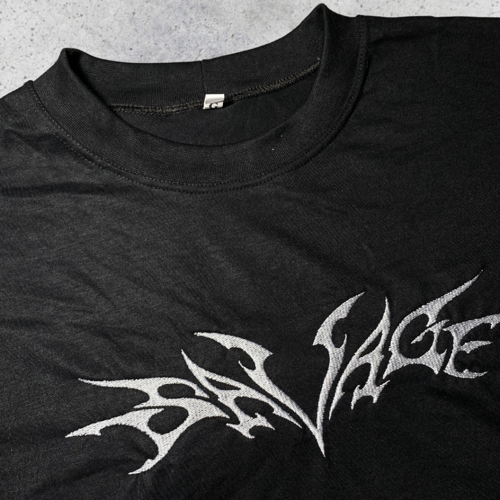 Camiseta Oversized Savage Bordada Estilo Gótico Kpop Moda Urbana