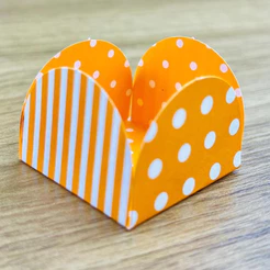 50~350 Forminhas Listras Poá Laranja/Branco Para Doces 4 Pétalas 3,3X3,3X2,2 10.46 (Nc Toys Simples) (CHOCO)