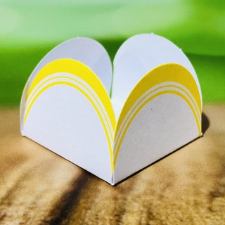 50~350 Forminhas Para Doces Francesinha Amarelo 4 Pétalas  10.69  (Nc Toys Simples) em Oferta na Shopee