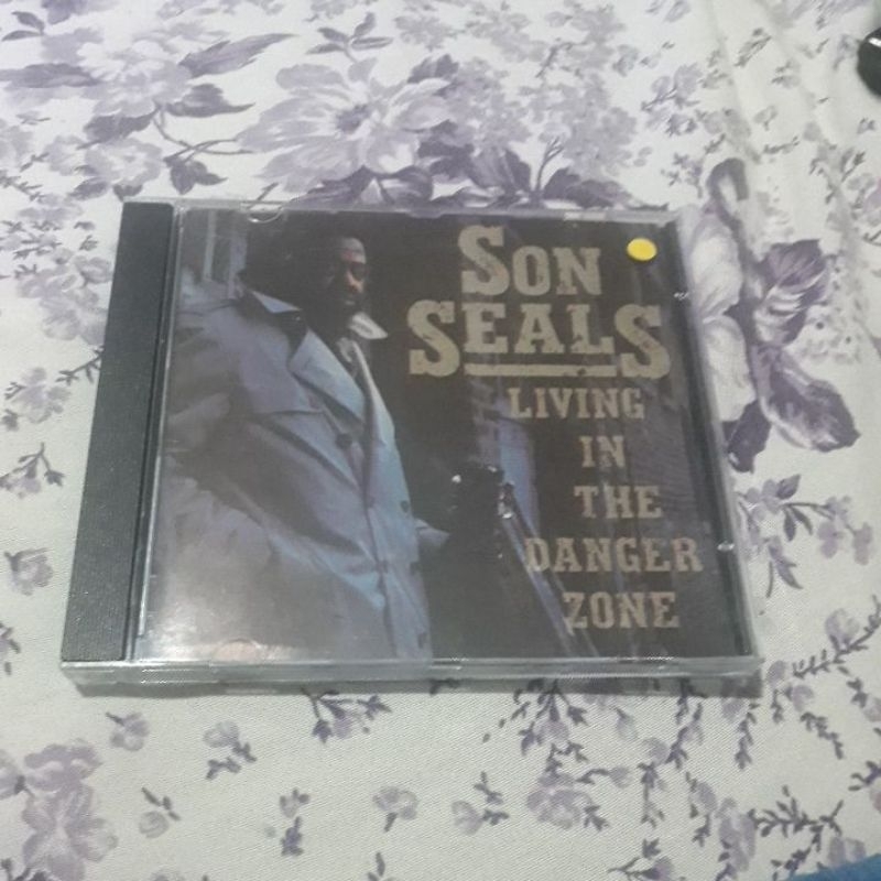 son seals cd living in the danger zone