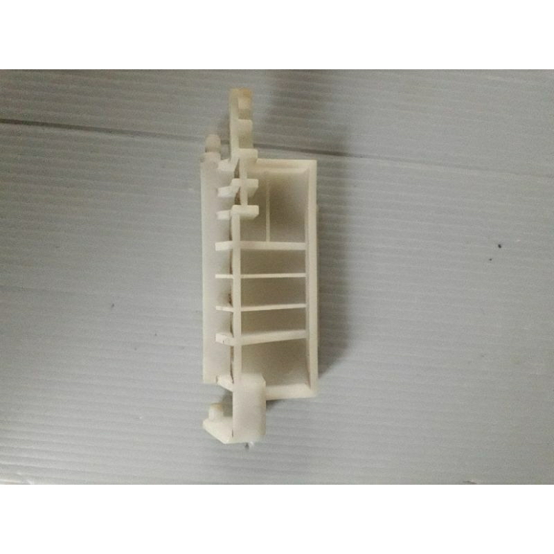 Trinco da porta do microondas Brastemp BMP31 usado