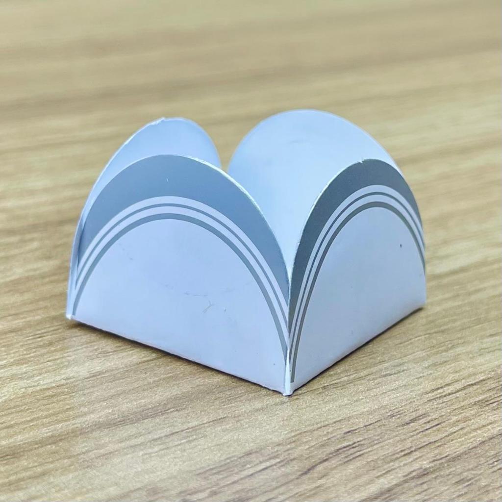50~350 Forminhas Para Doces Francesinha Prata 4 Pétalas  10.77  (Nc Toys Simples) - Home & Living