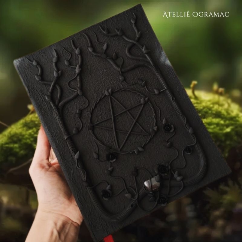 Grimório Mágico com Pentagrama e cristal natural com hematita A5 Wicca, Magia