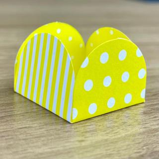 50~350 Forminhas Listras Poá Amarelo/Branco Para Doces 4 Pétalas 3,3X3,3X2,2  10.30 (Nc Toys Simples) em Oferta na Shopee