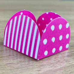 50~350 Forminhas Listras Poá Pink/Branco Para Doces 4 Pétalas 3,3X3,3X2,2 10.42 (Nc Toys Simples)//