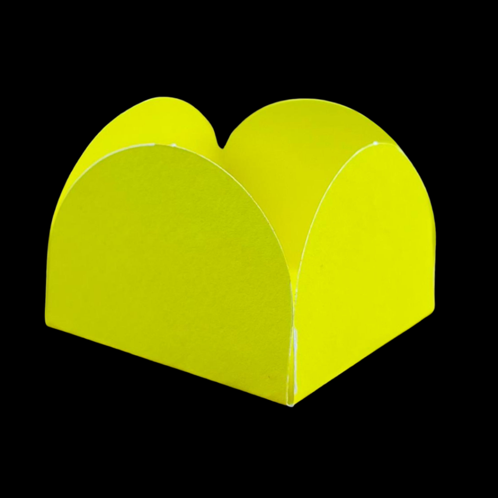50~350 Forminhas Para Doces Amarelo Neon 4 Pétalas  10.80  (Nc Toys Simples) em Oferta na Shopee