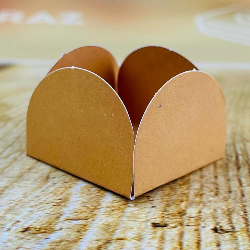 50~450 Forminhas Ocre Para Doces 4 Pétalas 3,3X3,3X2,2  10.59 (Nc Toys Simples) em Oferta na Shopee