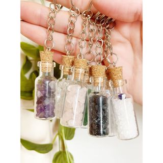 Chaveiro Cristal Pedra Natural Amuleto Olho Grego, Sal grosso, Proteção, Amor, Limpeza energética, Saúde em Oferta na Shopee