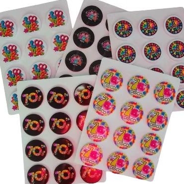 Bottons Anos 70 | Broches | Pins | Lembrancinha