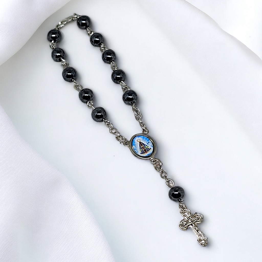 Terço Dezena Nossa Senhora Aparecia e São Cristóvão Hematita Carro Retrovisor em Oferta na Shopee