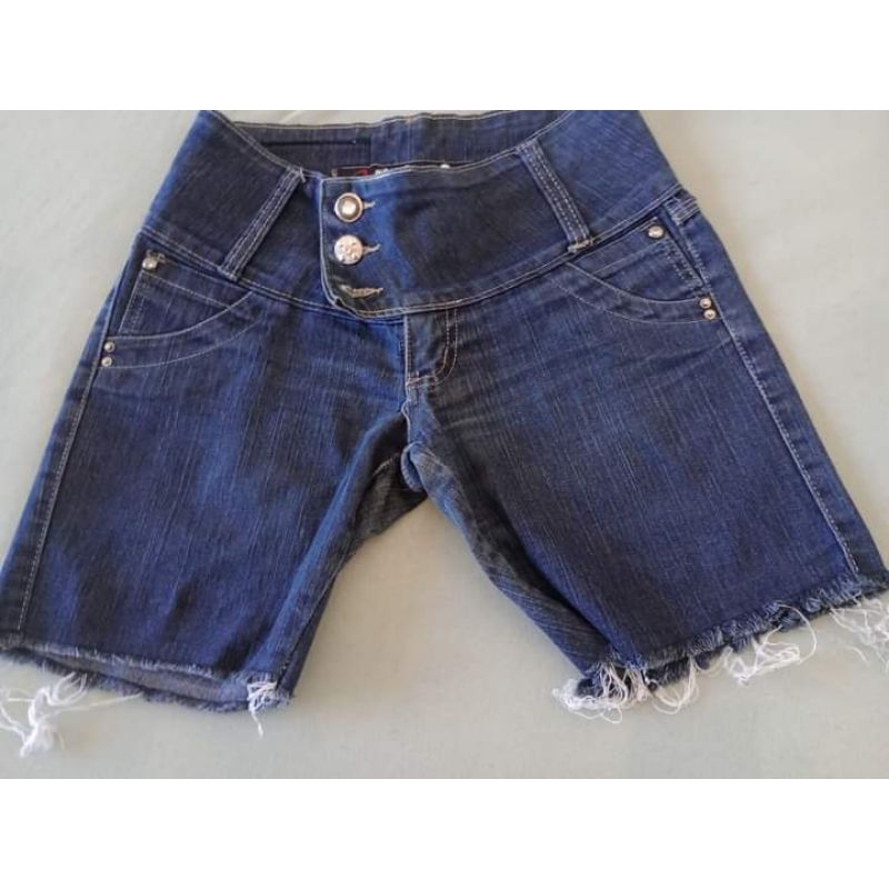 Lote com 10 peças de roupas para brechó shorts/bermuda/saia tamanho variados