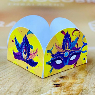 50~350 forminhas 4 Pétalas para doces TEMA CARNAVAL 115.4 em Oferta na Shopee