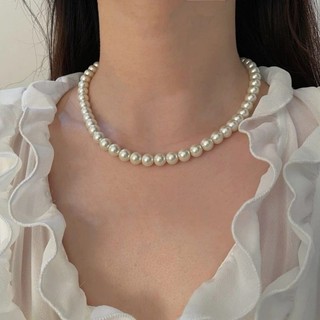 Colar gargantilha com pérolas