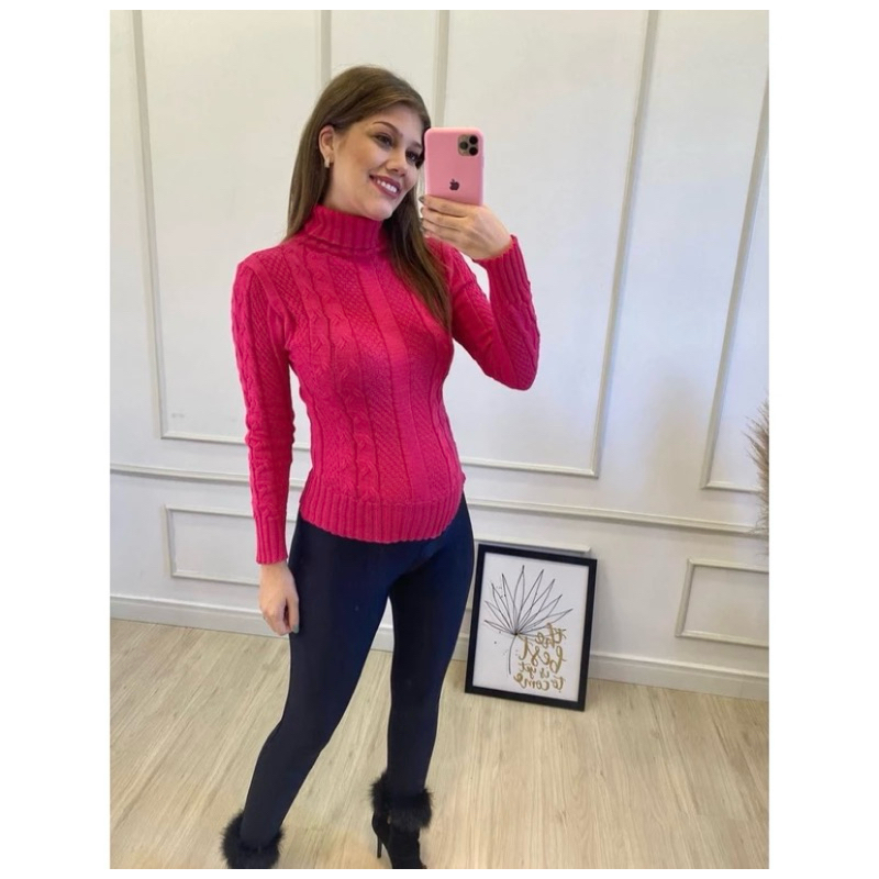 Blusa de Tricot Cacharrel Feminino Tranças Gola Rolê Manga Longa