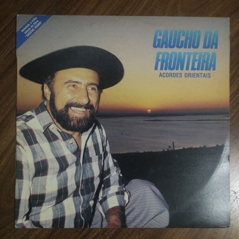 LP (disco de vinil) gaúcho da fronteira, acordes orientais, 1991 com encarte