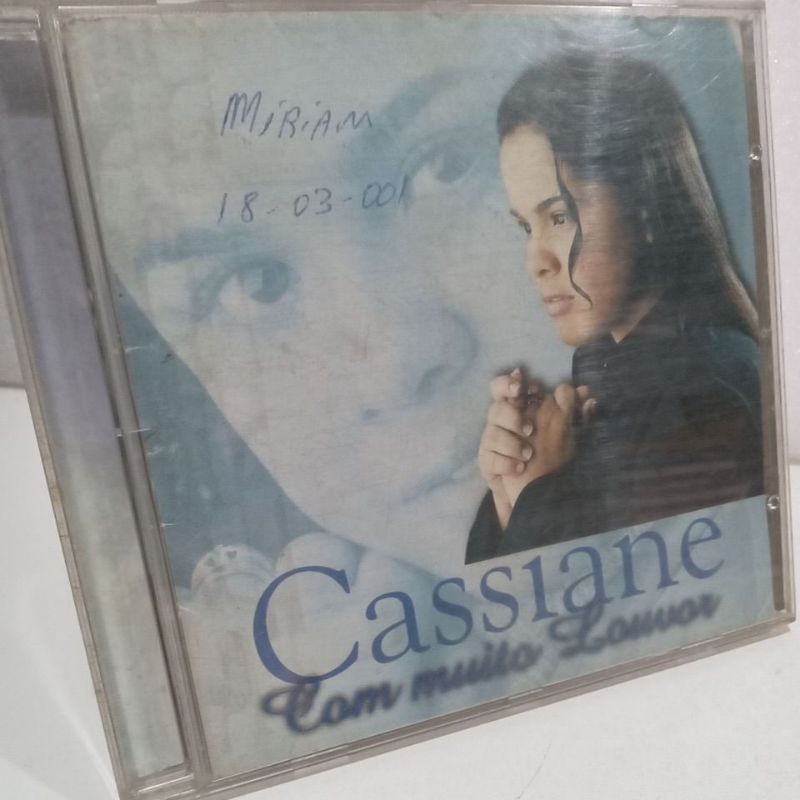CD CASSIANE -COM MUINTO LOUVOR EDIÇÃO LUXO C/ENCARTE COMPLETO