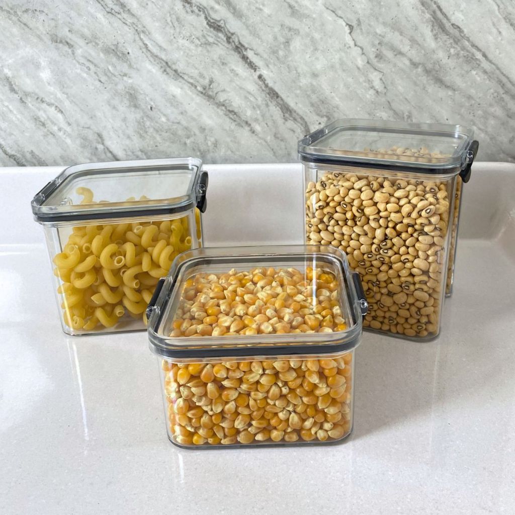 Conjunto de 3 Potes Herméticos em Acrílico Cristal com Trava e Design Empilhável - Organizador para Mantimentos