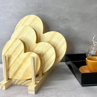 Kit Trio de Tábuas Coração Petiscos Servir + Suporte de Tábua Madeira Pinus