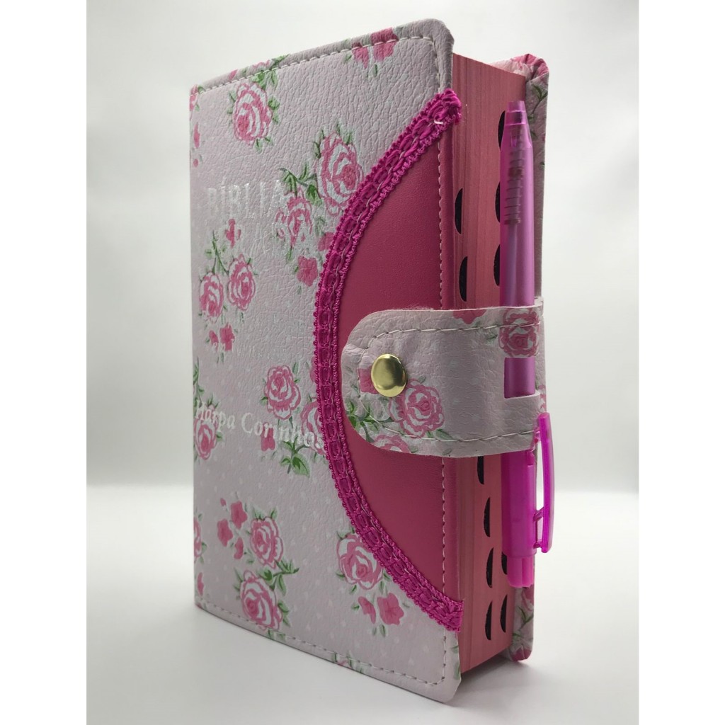 Bíblia Sagrada Tamanho médio 12,5x19 cm Com Harpa palavras de Jesus em vermelho - Botão - Capa Florida Rosa