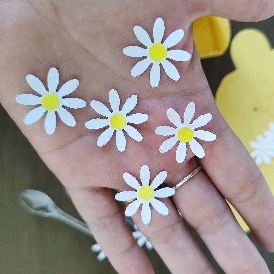 Margarida ( 60 unidades) - Festa margarida - topper margarida- forminha Margarida - aplique de margarida em Oferta na Shopee