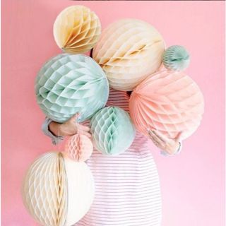 Globo de Papel Colméia Bola de Papel de Seda Enfeite Balão Decoração 15CM 25CM 35CM 38CM - Div.Cores em Oferta na Shopee