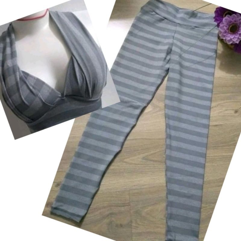 Conjunto fitness Look: Blusa feminina Cropped Top com bojo +  Calça Legging Fitness.