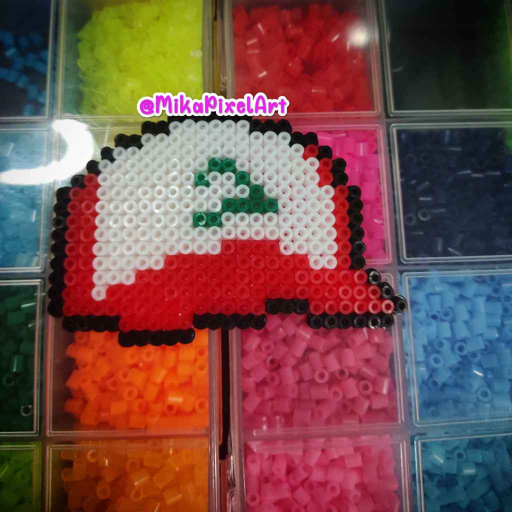 Boné do Ash Ketchum do pokémon em Pixel Arte (Chaveiro / ímã / Colar / Broche / Totem)