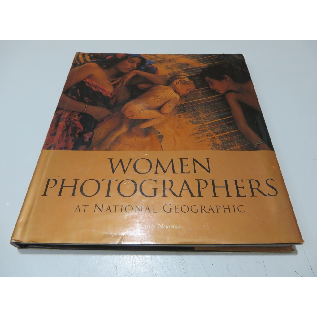 Women Photographers at National Geographic (Direct Mail Edition)