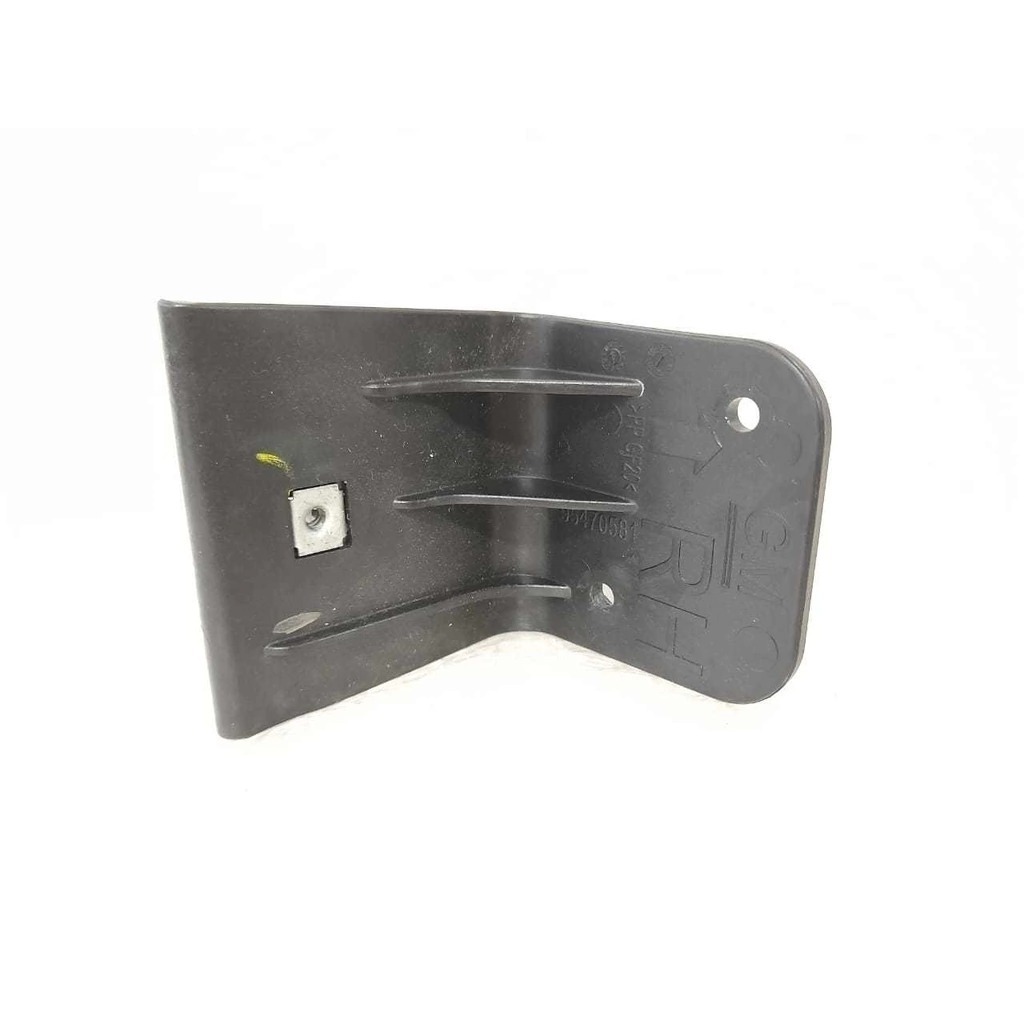 Suporte Forro Porta Dianteira Direita Gm Tracker/ 95470581