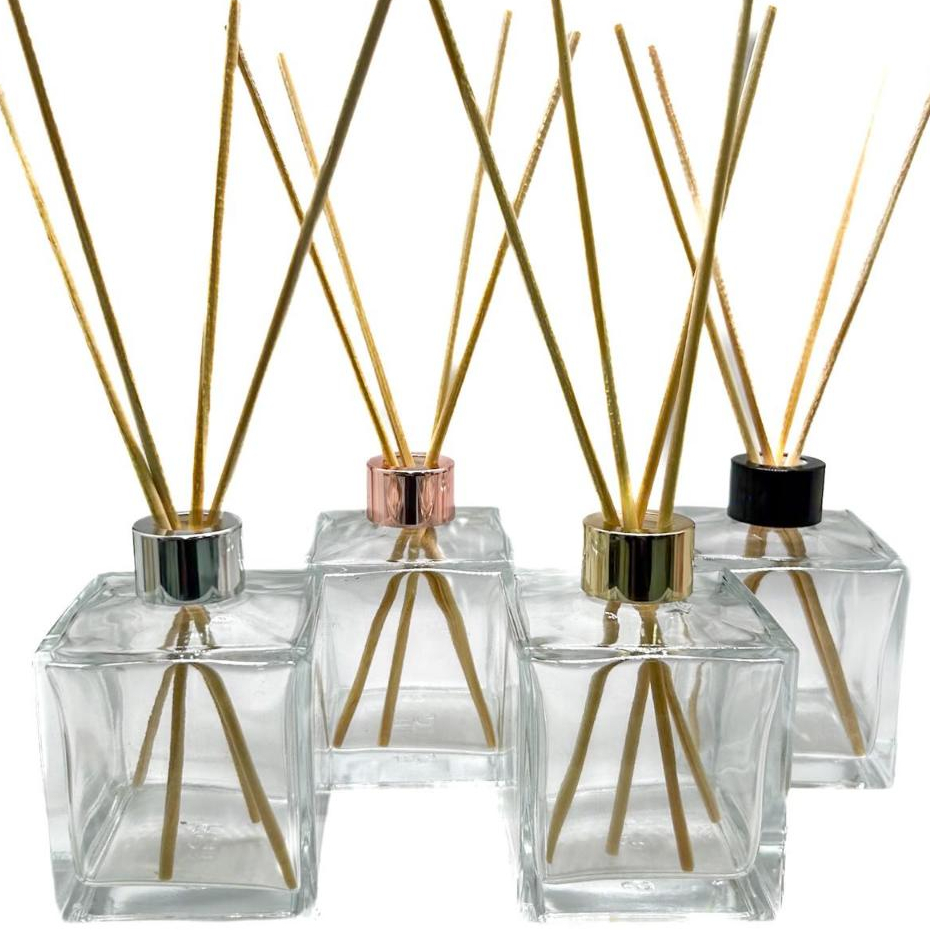 01 Frasco Para Aromatizador Cubo 100ML Com Tampa Difusora e 3 Varetas de Madeira