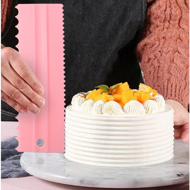 Conjuntos Com Peças 4 Raspador espatula cobertura glace confeito chantilly Raspadores Profissional Para Bolo Confeiteiro