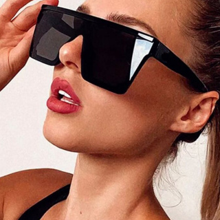 Oculos de Sól Feminino Masculino Oversized Mascara Quadrado Grande Uv400 em Oferta na Shopee