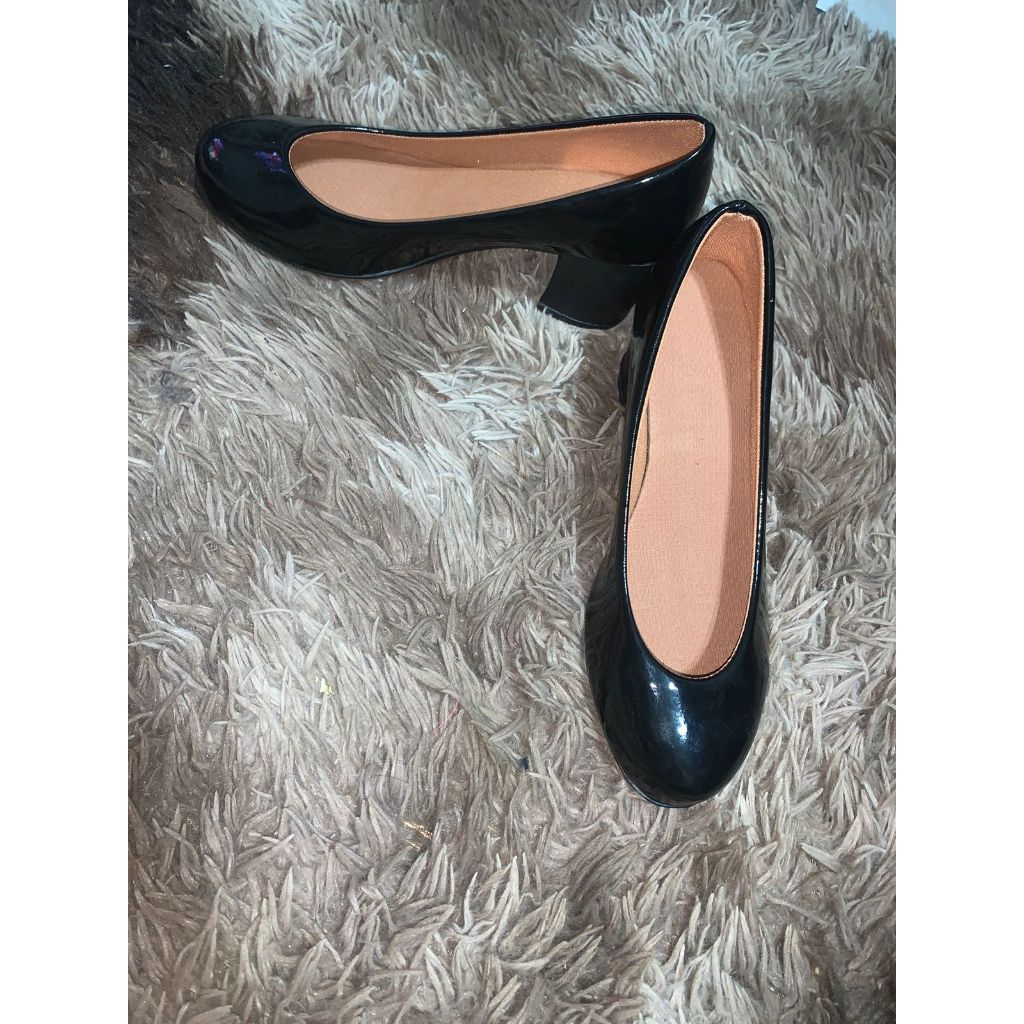 salto bico redondo sem enfeite. em Oferta na Shopee