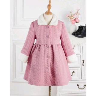 Sobretudo infantil estilo vestido com pelucia nas bordas super estiloso e elegante em Oferta na Shopee