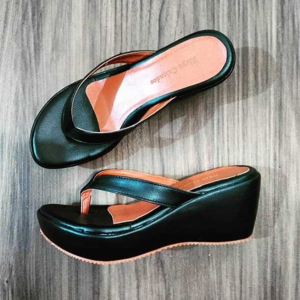 Sandália Feminina Tamanco Anabela Salto Baixo de Dedo Preto Novidade em Promoção em Oferta na Shopee