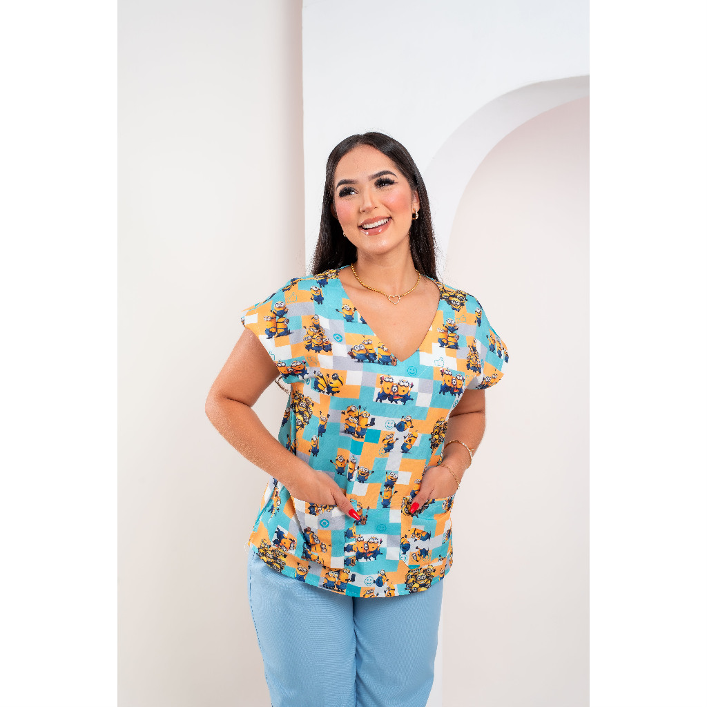 Conjunto Pijama Blusa Bata Scrub Pijama Cirúrgico Estampado - MINNIONS- Medicina, Psicologia, Odontologia, Fonoaudiologia,Enfermagem, Area da Saude